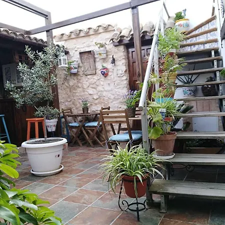 Casa Eloísa * Alarcón
